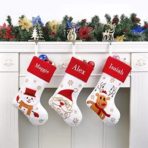 Produktbild: Duosheng & Elegant Personalisierte Weihnachtsstrumpf mit Namen Weihnachts Gesenke Nikolausstrumpf Christmas Stockings Weihnachten Weihnachtskamin Hängende Nikolausstrumpf Rot Weiß 3 Stück