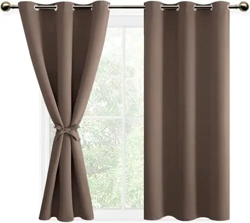 Produktbild: DWCN Vorhang Blickdicht Verdunkelungsgardinen mit Ösen 2 Stücke Vorhang Blickdicht Fensterdeko Thermogardine für Wohnzimmer Schlafzimmer, Gardinen Kurz, Khaki Cappuccino, 137x117cm(HxB)