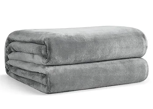 Produktbild: EHEYCIGA Kuscheldecke flauschig Grau, weiche warme Fleecedecke 130x165 als Decke Sofa, Wohndecke oder Couchdecke überwurf