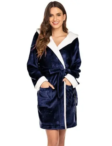 Produktbild: Ekouaer Bademantel Damen Frottee Flauschig Weich Kapuze Knielang Kurz Hausmantel Morgenmantel Fleece Sauna Spa Robe Blau M