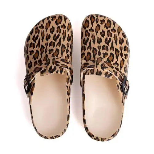 Produktbild: ELIOGN Damen Garten Clogs Eva – Bequeme Leichte Pantoletten mit Riemen & Süßen Mustern – wasserdichte Pflege- und Arbeitsschuhe Leopard 40