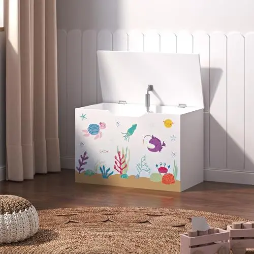 Produktbild: (en.casa) Spielzeugkiste Oleiros mit aufklappbarem Deckel Aufbewahrungsbox für Kinderzimmer Bücher Spielzeug 40 x 60 x 30 cm Kinderzimmerbox mit Ozean Motiv Weiß/Mehrfarbig