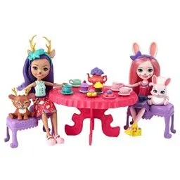 Produktbild: Enchantimals HFF35 - Tee-Party Spielset, über 15 Teile, Spielset mit der Rehpuppe Danessa Deer und der Hasenpuppe Bree Bunny (ca. 15 cm), tolles Spielzeug Geschenk für Kinder ab 3 Jahren