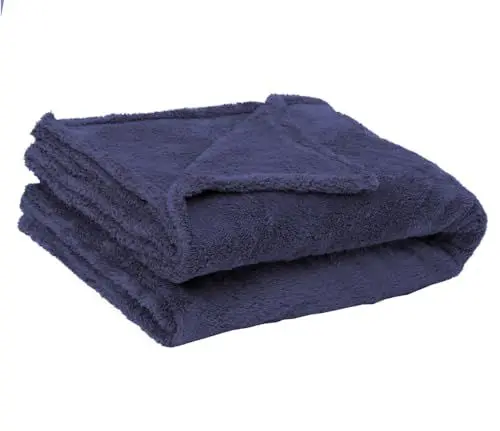 Produktbild: ENGLISH HOME Kuscheldecke, Flauschig Decke, Flanell Fleecedecke, Warm Wolldecke, Weich Sofadecke, Hochwertige Couchdecke, Damen, Softy, Marine Blau, 130x170 cm
