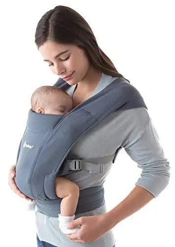Produktbild: Ergobaby Embrace Babytrage für Neugeborene ab Geburt Extra Weich, Bauchtrage Baby-Tragetasche Ergonomisch, Oxford-Blau, 1 Stück (1er Pack)