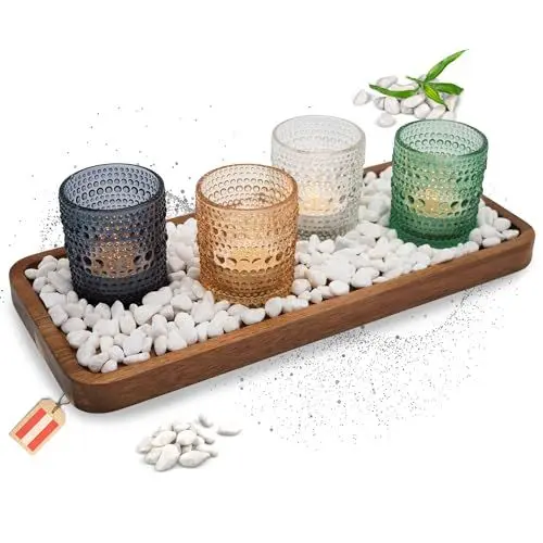 Produktbild: EV® Teelichthalter Set mit Tablett - Harmonische Farbkombination durch 4 Bunte Windlichter - Premium Kerzenhalter Set als stilvolle Tischdeko (Timeless Light Edition)