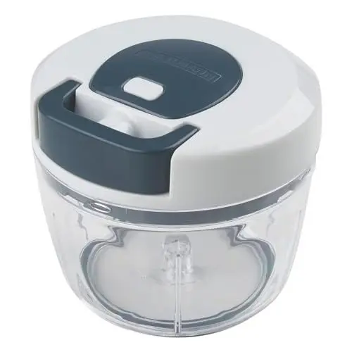Produktbild: FACKELMANN 27907 Multi-Hacker #easyprepare, hochwertiger Multi-Zerkleinerer mit Seilzug, transparenter Auffangbehälter mit Frischhaltedeckel, sicher Halt durch Anti-Rutsch-Boden (Farbe: Weiß/Blau-Grau