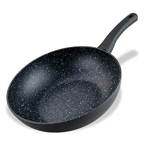 Produktbild: Fackelmann Wokpfanne Marble 28 cm, Antihaft-Wok aus 90% recyceltem Aluminium mit ergonomischem Kunststoff-Griff, großer Wok mit hohem Rand zum Kochen, für Induktion geeignet