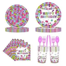 Produktbild: fanquare Lila Baustein Geburtstag Partyteller Set 120 Stück Geburtstag Partygeschirr 24 Gäste Pappteller Tassen Servietten und Gabeln für Geburtstag Party Dekoration liefert Partyzubehör