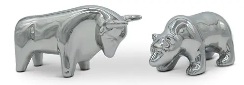 Produktbild: FeinKnick Keramik-Skulptur Bulle und Bär als Symbol für Wirtschaft & Börse - Moderne Dekofigur in Silber aus Keramik - Deko Figuren Paar als Schreibtisch Deko - Figur für Wohnzimmer & Büro