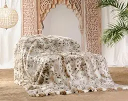 Produktbild: Felldecke Schneeleopard als Fellimitat in 5 Größen Webpelzdecke Kuscheldecke Tagesdecke oder Fellkissen (170 x 220 cm)