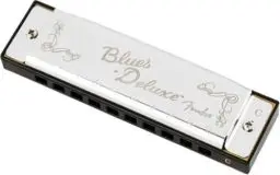 Produktbild: Fender Blues Deluxe Mundharmonika, Hochwertige Blues Harp mit warmem Sound, geeignet für Einsteiger und Profis, 10 Löcher, Nickel-Chrom, Tonart C, Inklusive Etui