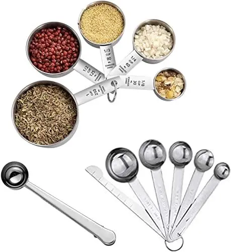 Produktbild: FINDIR 12pcs Edelstahl Messbecher und Löffel mit Messlineal 5 Messbecher 5 Messlöffel 1 Wasserwaage 1 Kaffeelöffel Scoop mit Clip für Küchen Trockene Flüssige Zutaten