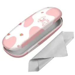 Produktbild: Fintie Hardcase Brillenetui - Tragbare Hartschale Brillenetui mit Brillenputztuch - Etui für Brillen und Sonnenbrille, Erdbeerkuh