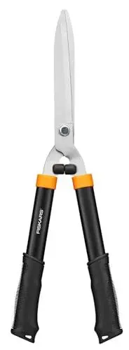 Produktbild: Fiskars Heckenschere HS21, Für Form- und Rückschnitt von Hecken und Büschen, Länge 59 cm, Gehärtete Stahl-Klingen/Soft-Touch Kunststoff-Griff, Schwarz/Orange, Solid, 1026827