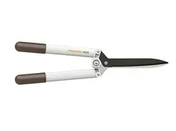 Produktbild: Fiskars Heckenschere HS53 für Form- und Rückschnitt von Hecken, Büschen und Sträuchern, Länge: 54,4 cm, Gewicht: 610 g, Weiß/Orange, FiberComp/Hochwertiger Stahl, Light, 1026931