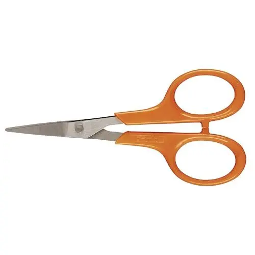 Produktbild: Fiskars Stickschere, Länge: 10 cm, Für Rechts- und Linkshänder, Rostfreie Stahl-Klinge/Kunststoff-Griffe, Orange, Classic, 1005143