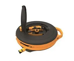 Produktbild: Fiskars Waterwheel S, All-Inclusive-Bewässerungs-Set, 15 m Gesamtreichweite, Gartenschlauch in Universalgröße (Ø 9 mm), Universal-Hahnverbinder, Schwarz/Orange, 1020436
