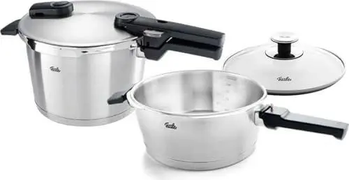 Produktbild: Fissler Vitaquick Premium / Schnellkochtopf-Set, 2-teilig (2 Schnellkochtöpfe mit Metalldeckel 3,5 L + 6 Liter ,1 Zusatz-Glasdeckel) – Induktion
