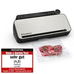 Produktbild: FoodSaver Mehrzweck-Vakuumiersystem für Lebensmittel | mit Handheld-Vakuumiergerät, 1 Vakuumrolle, 4 Vakuumbeuteln & 4 Zip-Beuteln | Silber mit schwarzen Akzenten (VS3190X)
