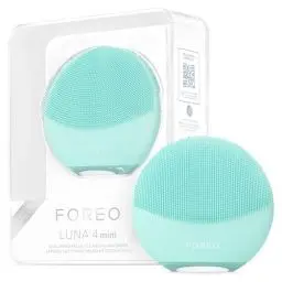 Produktbild: FOREO LUNA 4 mini Gesichtsreinigungsbürste & -Massage - Premium Hautpflege - Verbessert Aufnahme von Gesichtspflegeprodukten - Einfache Hautpflege-Tools - Für alle Hauttypen - Arctic Blue