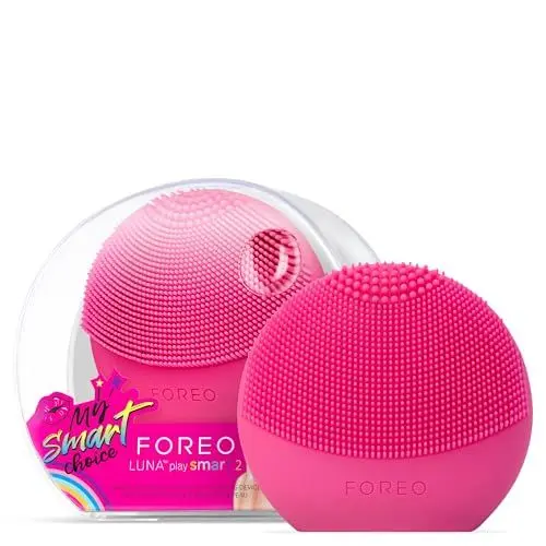 Produktbild: FOREO LUNA play smart 2-2-in-1 Hautanalyse & Reinigungsbürste - Reisezubehör - Silikon-Gesichtsmassagegerät - App-verbunden - Cherry Up