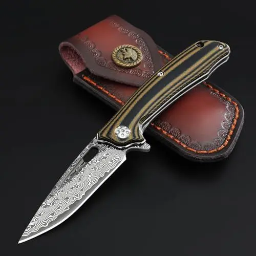 Produktbild: Freelander Damast Taschenmesser Hochwertig, Klappmesser Einhandmesser aus VG-10 Damaststahl mit G10 Griff, Outdoor Damast Klappmesser mit Ledersche