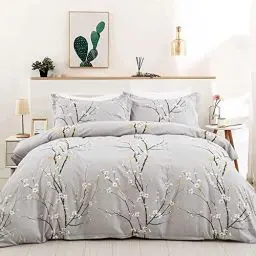Produktbild: Freyamy Blumen Bettwäsche 135x200cm 4teilig Grau Hellgrau Pflaumenblüten Zweig Bettwaren-Sets 100% Microfaser Weiche Bettbezug 2 Bettdeckenbezüge mit Reißverschluss und 2 Kissenbezug 80x80cm