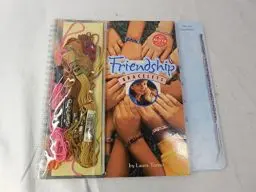 Produktbild: Friendship Bracelets (Klutz)