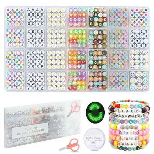 Produktbild: FZIIVQU Buchstabperlen Armband Machen Set, 1400 Stück 6 Farben 4x7 mm Acryl Runde Alphabetperlen Und Auch Zahl Herz Smiley Perlen Perlen Zum Auffädeln，Armbänder Selber Machen