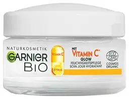 Produktbild: Garnier Tagespflege mit Vitamin C für einen strahlenden Teint, Belebende und straffende Feuchtigkeitscreme gegen müde und unebenmäßige Haut, Bio Glow, 50 ml