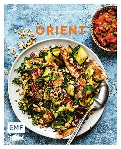 Produktbild: Genussmomente: Orient: Schnelle und einfache Rezepte für Hummus, Falafel und Co. – Rindfleisch-Dattel-Tajine, Blätterteig-Börek mit ... im handlichen Format und modernem Design)