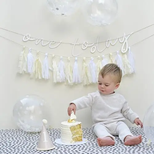 Produktbild: Ginger Ray Neutral First Birthday Cake Smash Decorations Kit with Hat, Bunting, Garland and 5 Confetti Balloons