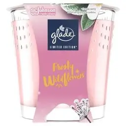 Produktbild: Glade Duft-Kerze im Glas Frosty Wildflowers, bis zu 27 Stunden Brenndauer, 6er Pack (6x112g)