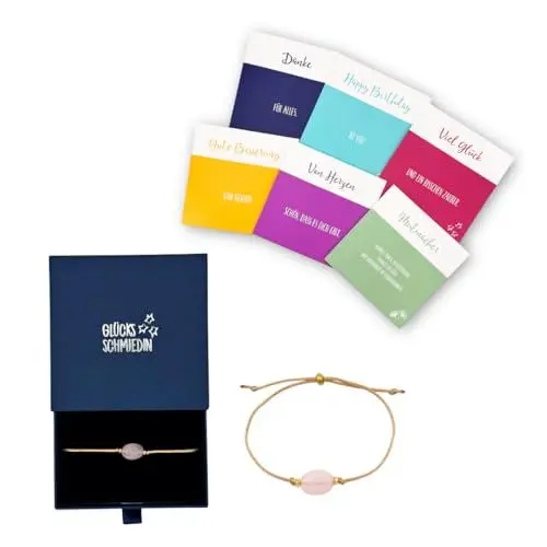 Produktbild: Glücksschmiedin - Rosenquarz Armband Damen mit Karten-Set, Edelsteinarmband Rosa mit Goldperlen und edler Geschenkbox mit 6 verschiedenen Glückwunschkarten für jeden Anlass.