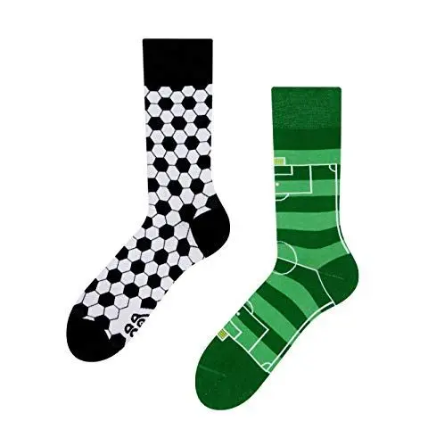 Produktbild: Dedoles Socken Unisex Damen Herren & Kinder Baumwolle viele lustige Designs 1 Paar Geschenk links rechts verschieden, Farbe Grün, Motiv Fußball, Gr. 43-46