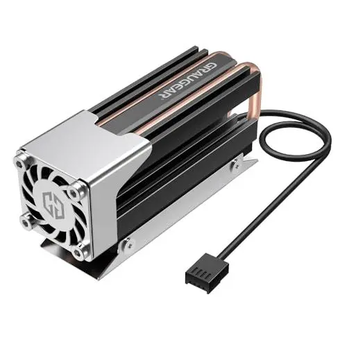 Produktbild: GRAUGEAR M.2 NVMe 2280 SSD Kühler mit PWM-Lüfter, Heatpipe-Technologie, Effiziente Kühlung, Hochleistungs-Kühlkörper, inkl. Wärmeleitpads (Mit Haube)