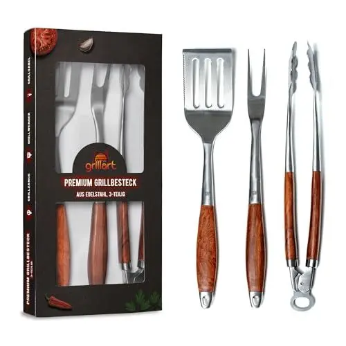 Produktbild: grillart® Premium Grillbesteck Set, 3-teilig aus hochwertigem Edelstahl und edlen Holzgriffen – Grillzange, Grillwender und Grillgabel mit extra langem Griff – das ideale Grillzubehör