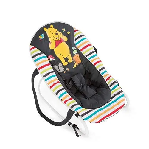 Produktbild: hauck Babywippe Rocky für Babys ab Geburt bis 9 kg, Einhändig Verstellbare Rückenlehne, Schaukelfunktion und Wippfunktion, Leicht Tragbar mit Tragegriff, 3-Punkt-Gurt (Disney Pooh Geo)