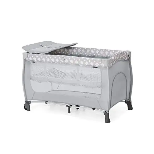 Produktbild: hauck Kinderreisebett Sleep N Play Center mit Neugeboreneneinhang, Wickelauflage, Tragetasche, Rollen, Schlupf, Klein Zusammenklappbar, Baby Reisebett Kleinkind ab Geburt bis 15 kg (Teddy Grey)