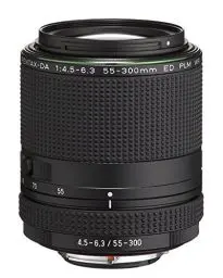 Produktbild: HD 21277 PENTAX-DA 55-300mmF4.5-6.3ED PLM WR RE Telezoomobjektiv Schneller und leiser AF-Betrieb Wetterbeständige Konstruktion Minimale Fokussierentfernung von 0,95 Metern Kompakt und leicht