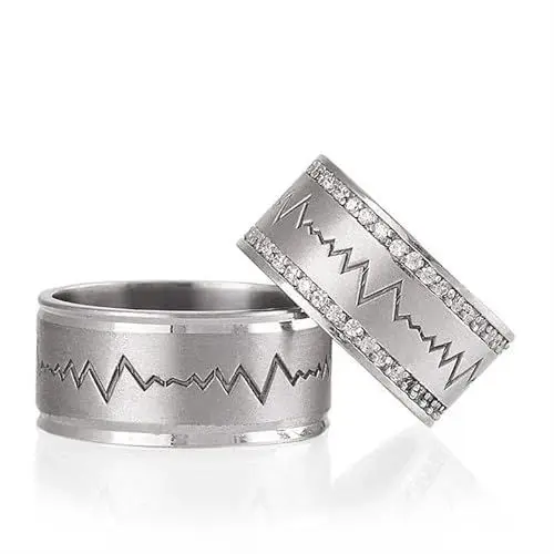 Produktbild: Herzschlag Silber Trauringe Paar Ehering Set Personalisiert 925 Sterling Silber Ehering Set mit Cubic Zirkonia