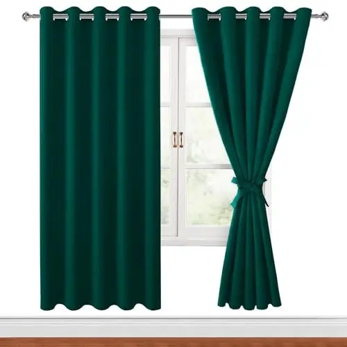 Produktbild: Hiasan Verdunklungsvorhänge Gardinen mit Ösen,Weihnachten Waldgrün Blickdicht Vorhänge,2 Stück,167 x 183 cm (Breite x Höhe),Vorhänge Kurz,weiche Schiebevorhänge für Schlafzimmer,Wohnzimmer usw.