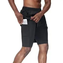 Produktbild: HMIYA Herren 2 in 1 Shorts Fitness Sporthose Kurz Jogginghose Schnelltrocknende Laufhose mit Kompressionsshorts und Taschen Reißverschlussfach(Schwarz,EU-L/US-M)