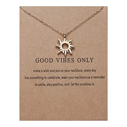 Produktbild: HMOOY Gold Sonne Halskette Schlüsselbein Kette Mode Sonnenlicht Sonnenschein Anhänger Halskette mit Nachrichtenkarte Freundschaft Zierlicher Halsreif Schmuck für Frauen Mädchen (Sun)
