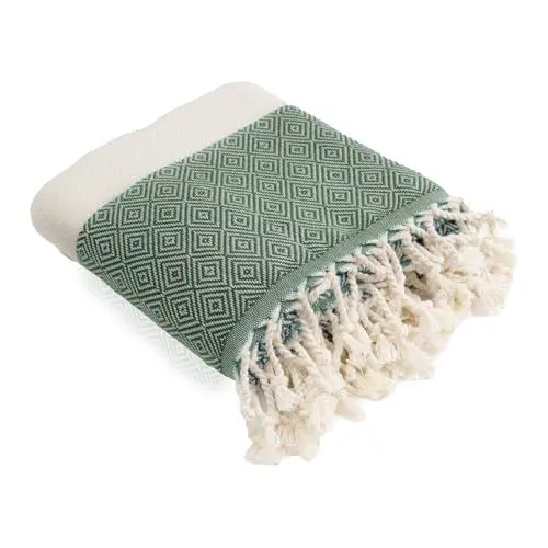 Produktbild: HolyDays® Strandtuch XXL 100x180cm aus 100% Baumwolle Oeko-TEX® | Hamamtuch | Badetuch | Saunatuch | Peshtemal | Fouta | Picknickdecke | groß | saugstark | extra leicht | Damen | Herren (Dunkelgrün)