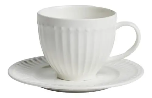 Produktbild: home&you - Kaffeetasse Carrina mit Untertasse, Tee, Espresso, Cappuccino Tasse, Kaffeebecher aus Porzellan, Spülmaschinenfest, Mikrowellengeeignet, 120 ml, x 12,2 x 6 cm - Weiß