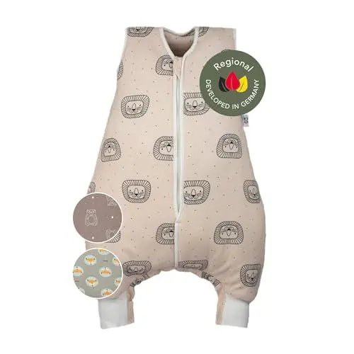 Produktbild: Hosenmax Babyschlafsack mit Beinen – Bio Baumwolle – Ganzjahres Schlafsack mit Beinen Baby – entspricht TOG 2,5 – Verspielter Löwe Größe 80 cm