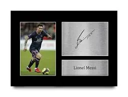 Produktbild: HWC Trading A4 Lionel Messi PSG Geschenke Gedrucktes Signiertes Autogramm Foto für Fußball Anhänger and Fans