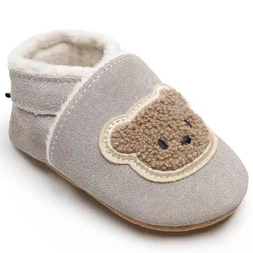 Produktbild: IceUnicorn Krabbelschuhe Baby Winter Krabbelschuhe Gefüttert Plüsch Hausschuhe Baby Lauflernschuhe Warm Weiche Leder Babyschuhe(Grauer Bär P, 12-18 Monate)